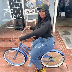 Meet your Posher, Tiffany